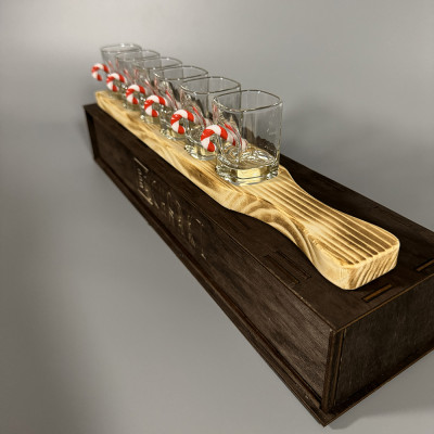 Набір чарок “Цукерочки” у дерев'яному пакуванні з шотницею